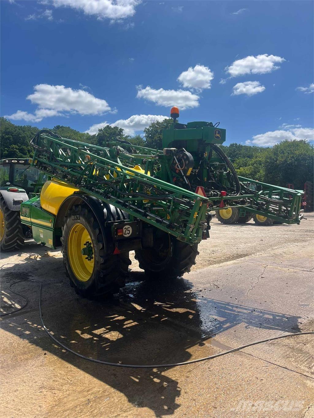 John Deere R952i Самоходные опрыскиватели