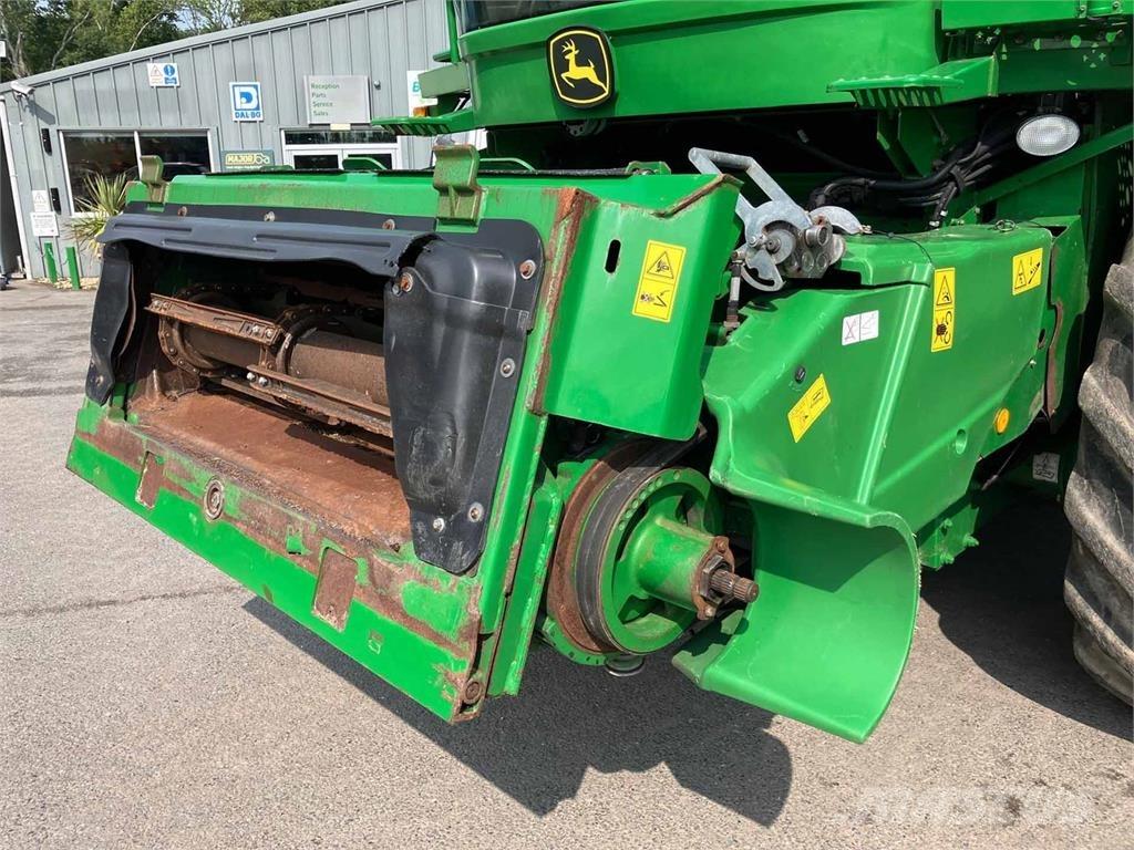 John Deere S690i HM Зерноуборочные комбайны