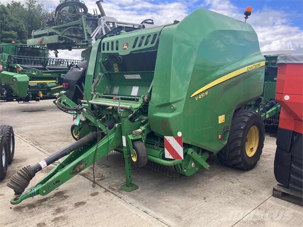 John Deere V451R Грабли-ворошилки