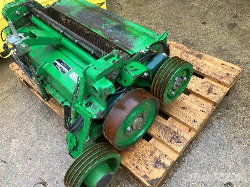 John Deere Wholecrop KP Самоходные кормоуборочные комбайны