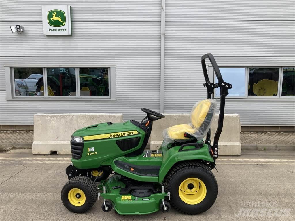 John Deere X940 Самоходные газонокосилки