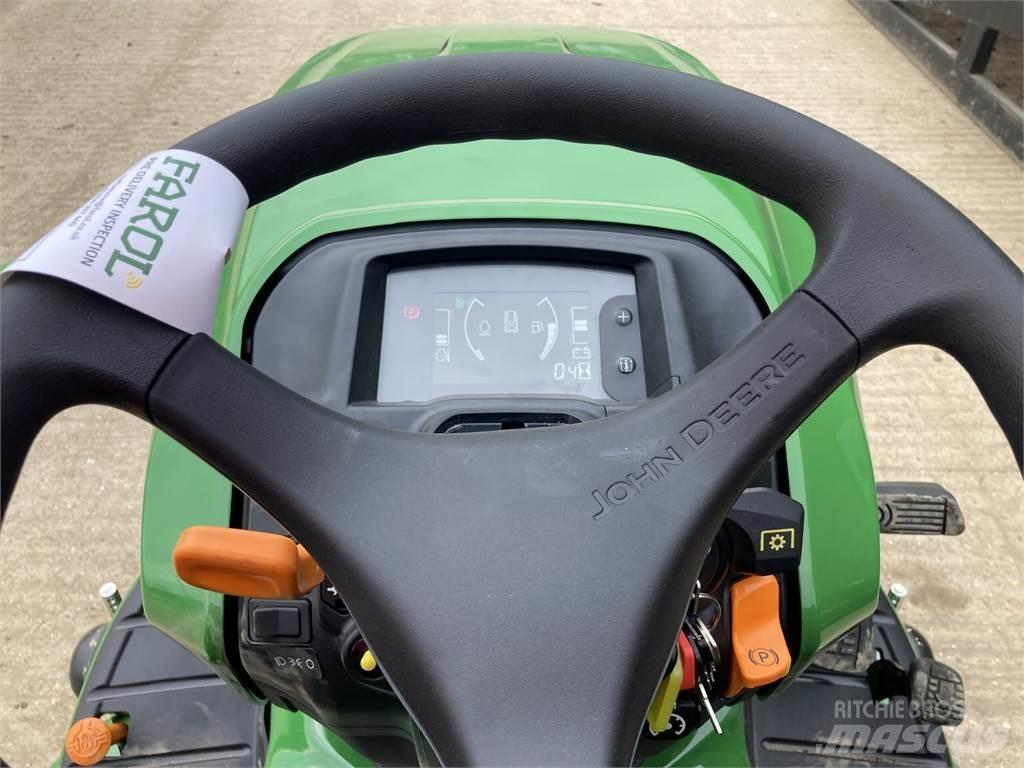 John Deere X950R Самоходные газонокосилки