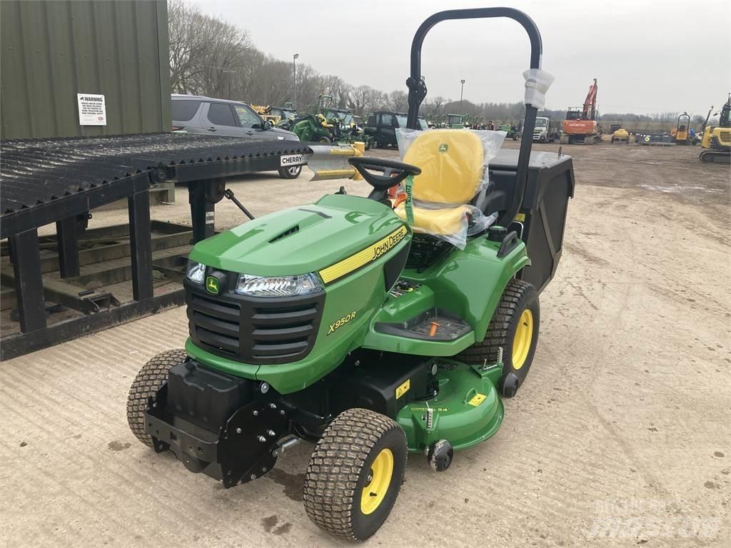 John Deere X950R Самоходные газонокосилки