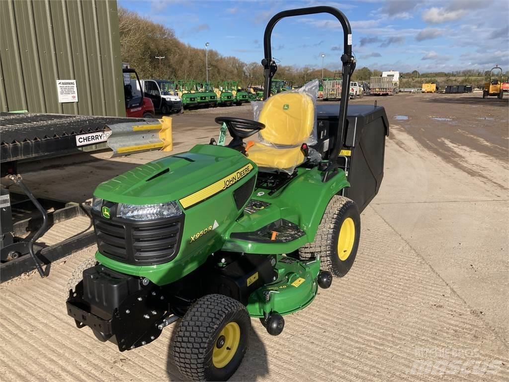 John Deere X950R Самоходные газонокосилки