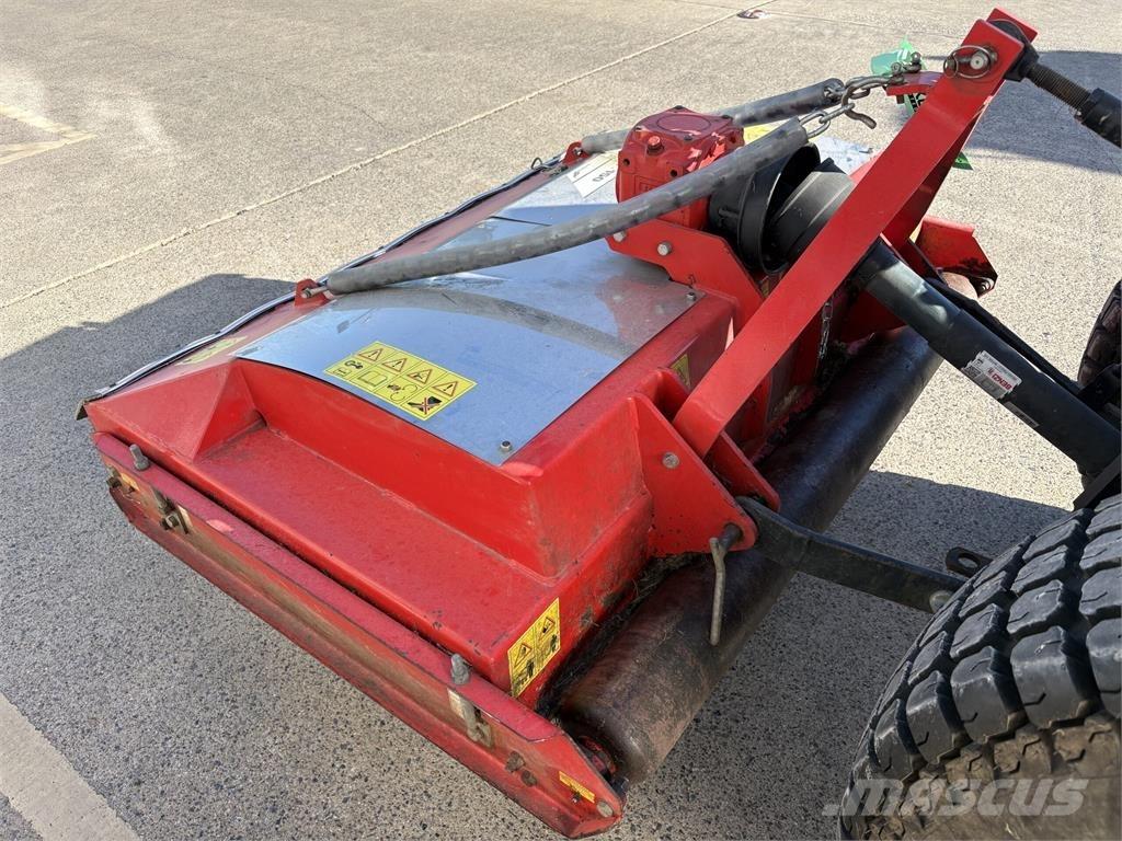 Trimax Striker 150 Навесные и прицепные косилки