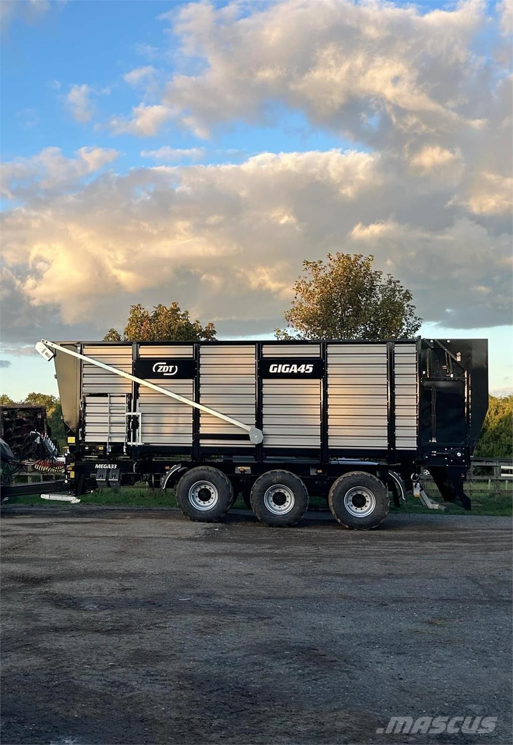 ZDT Giga45 Прочие сельхоз-прицепы
