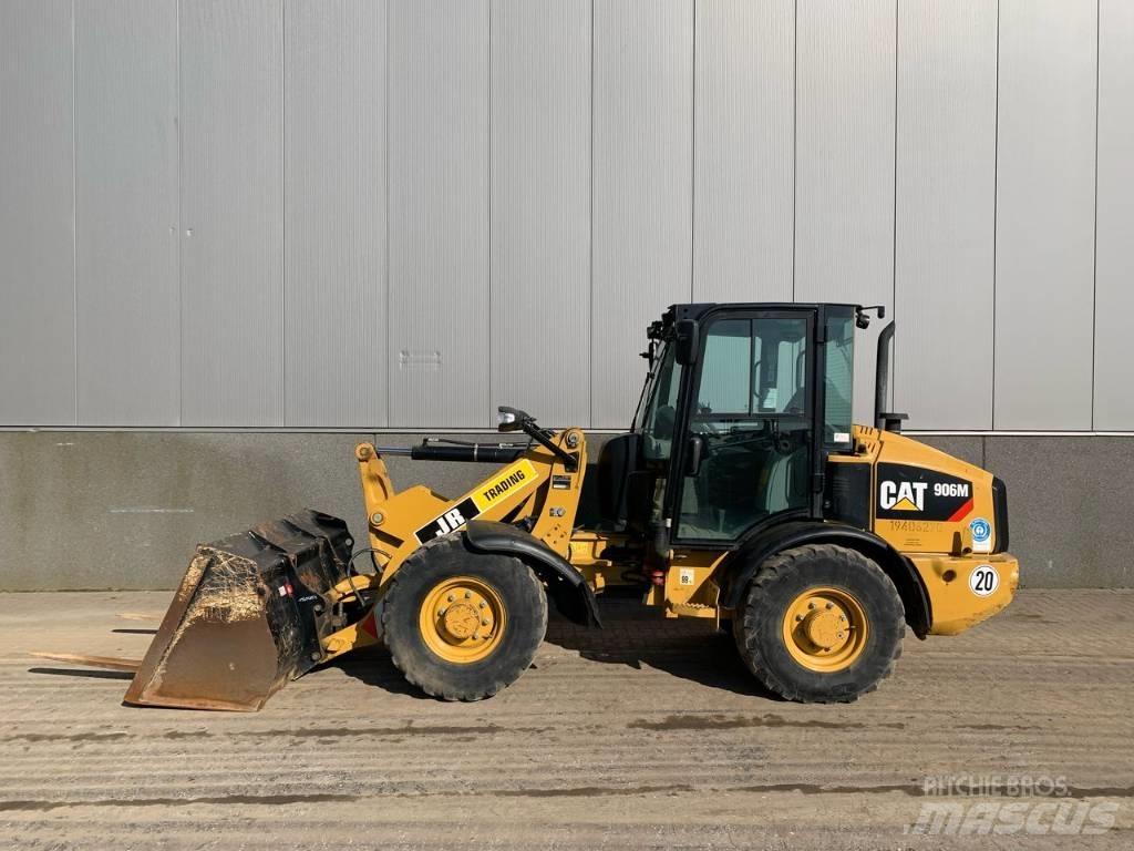 CAT 906 M Фронтальные погрузчики