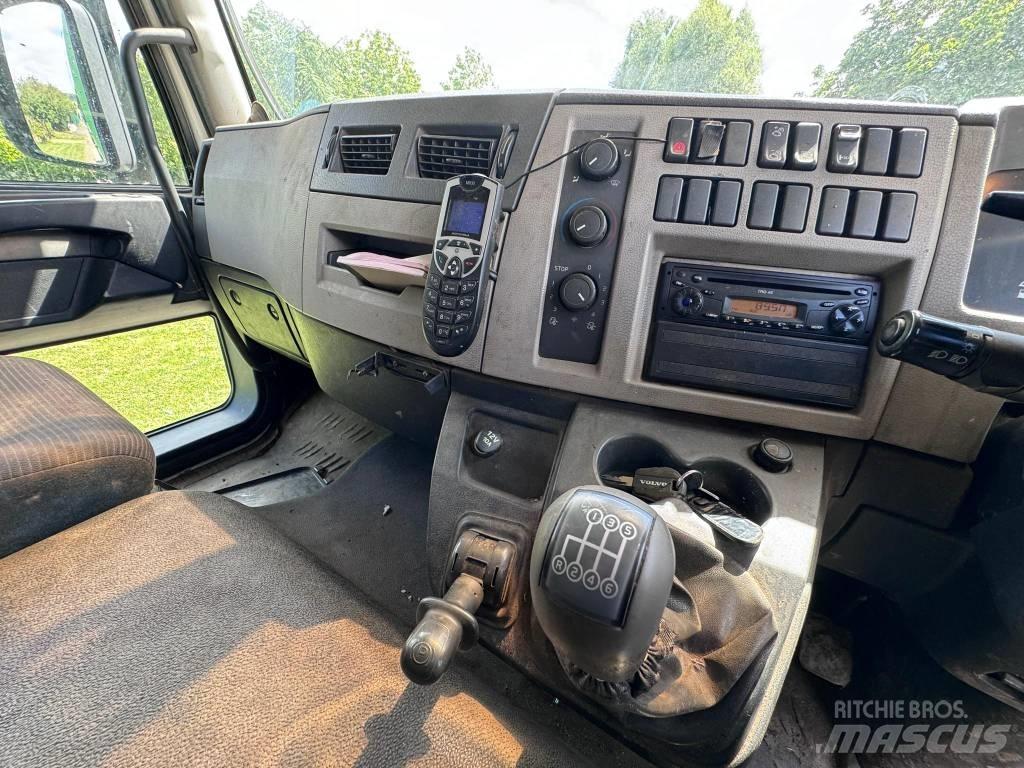 Volvo FL 240 Автомобили для перевозки животных