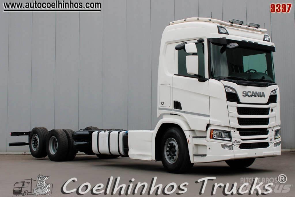 Scania R 520  V8 Шасси с кабиной