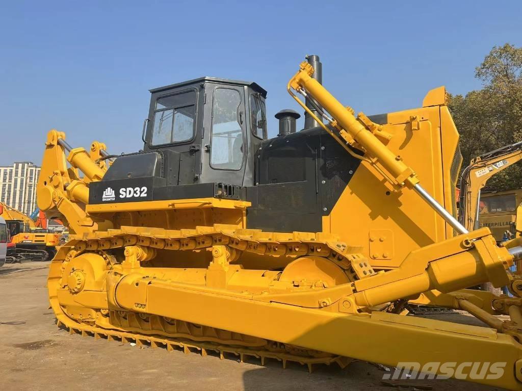 Shantui SD 32 Гусеничные бульдозеры