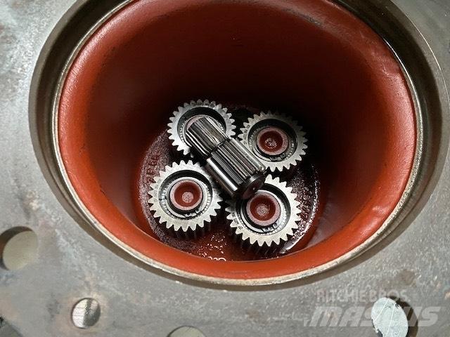 CAT M315 FINAL DRIVE Оси