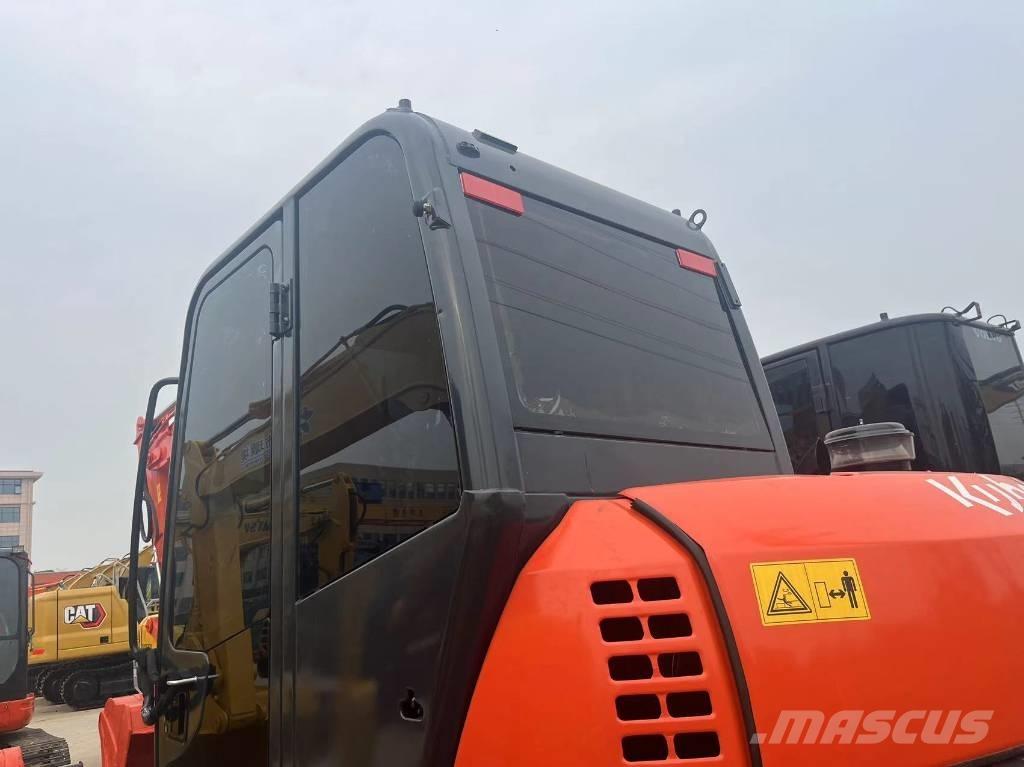 Kubota 183 Гусеничные экскаваторы