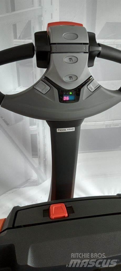 Toyota LWE 160 Ручные электрические тележки