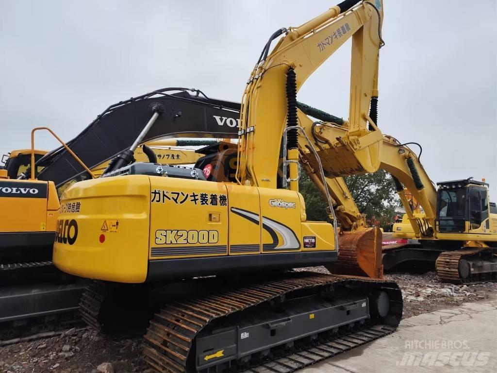 Kobelco SK 200 Гусеничные экскаваторы