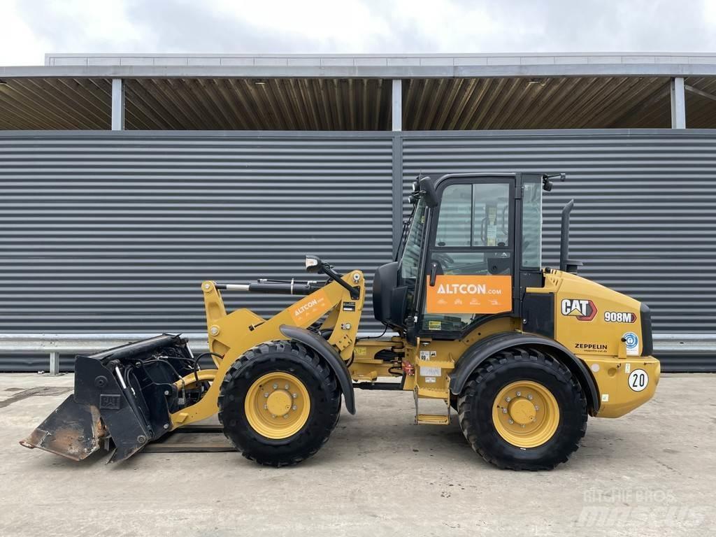 CAT 908M Фронтальные погрузчики