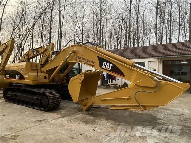 CAT 320C Гусеничные экскаваторы
