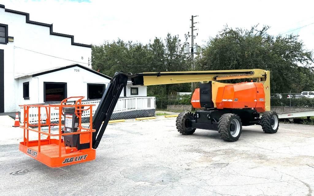 JLG 800 AJ Коленчатые подъемники