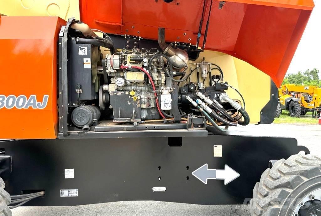 JLG 800 AJ Коленчатые подъемники