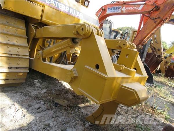 CAT D 6 R Гусеничные бульдозеры