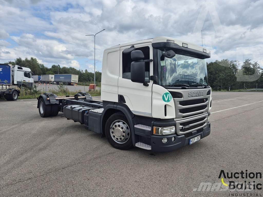 Scania P 450 Шасси с кабиной