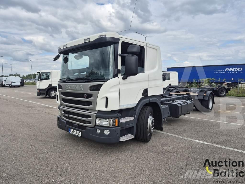 Scania P 450 Шасси с кабиной