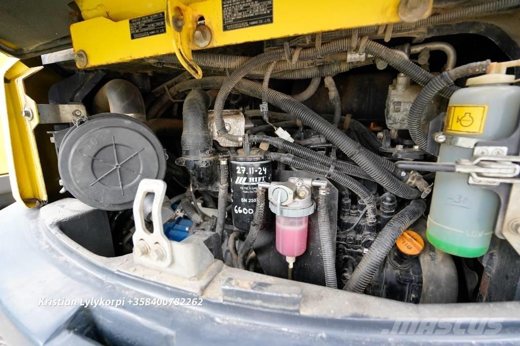Yanmar SV 100-1 Малые экскаваторы 7т-12т