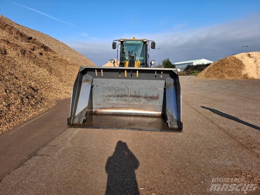 CAT 924 H Фронтальные погрузчики