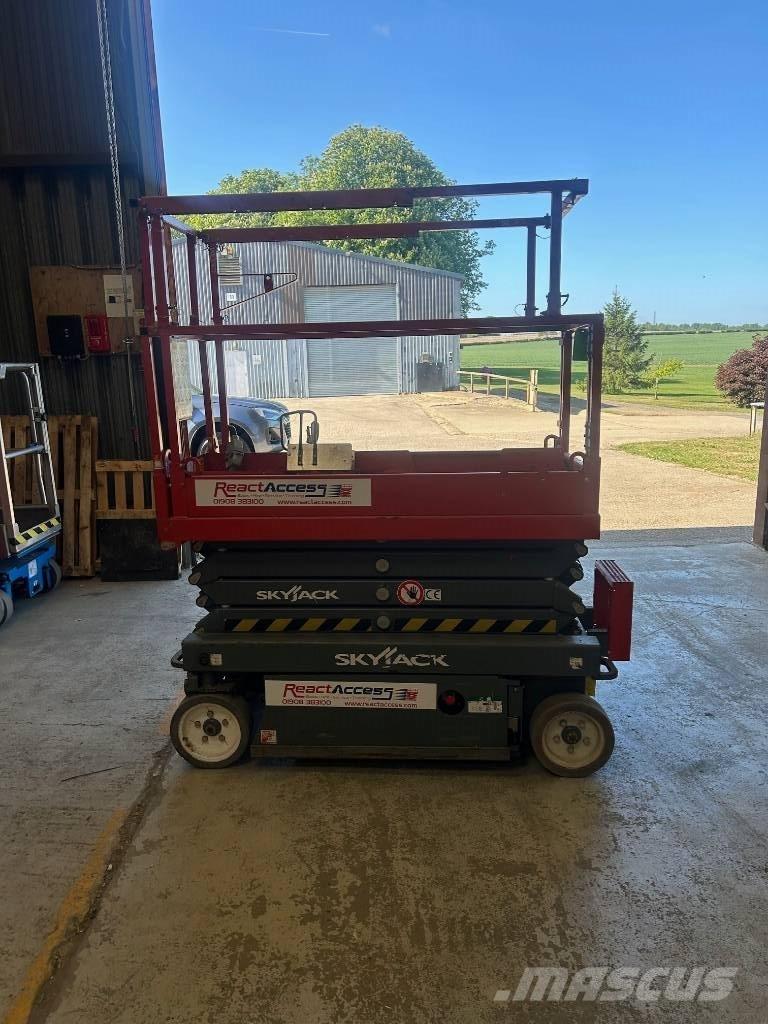 SkyJack SJ3219 Ножничные подъемники
