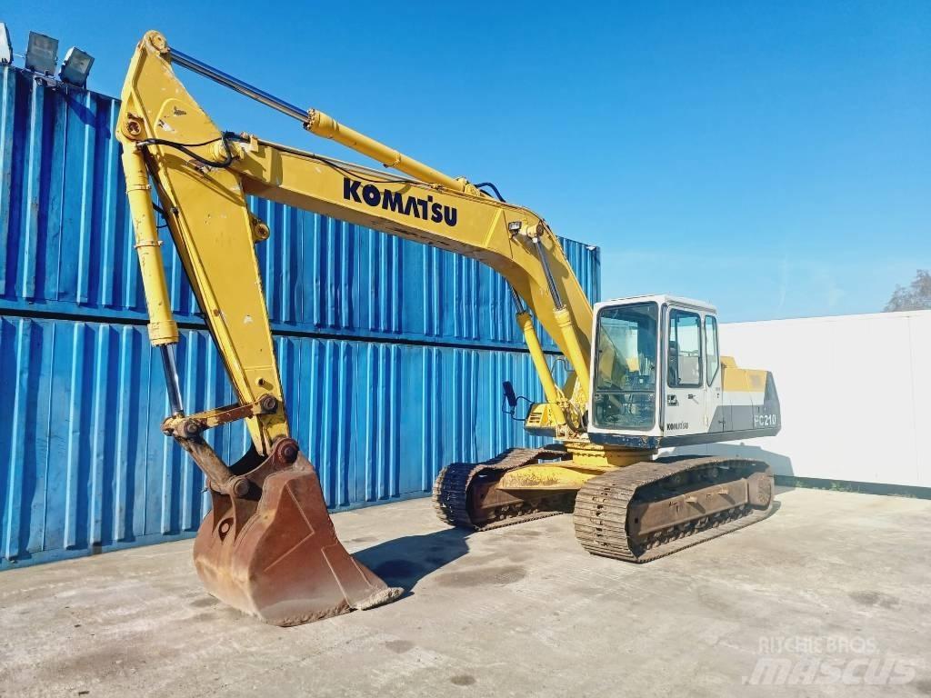 Komatsu PC 210-5 Гусеничные экскаваторы