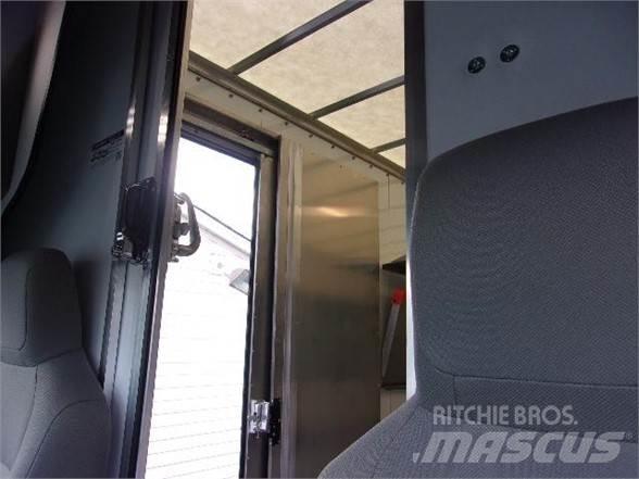 Ford E450 Грузовики-Фургоны