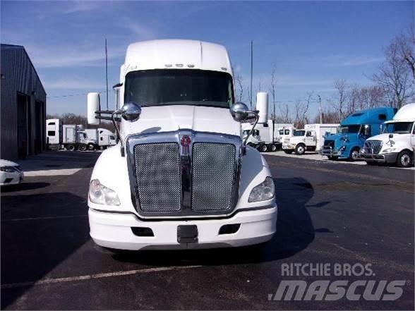 Kenworth T680 Седельные тягачи