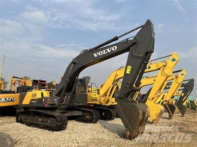 Volvo EC240 Гусеничные экскаваторы