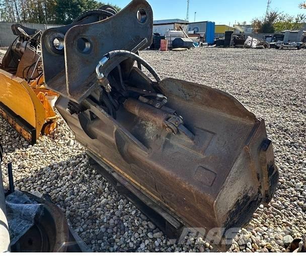 Komatsu PW160-7EO Экскаваторные стрелы