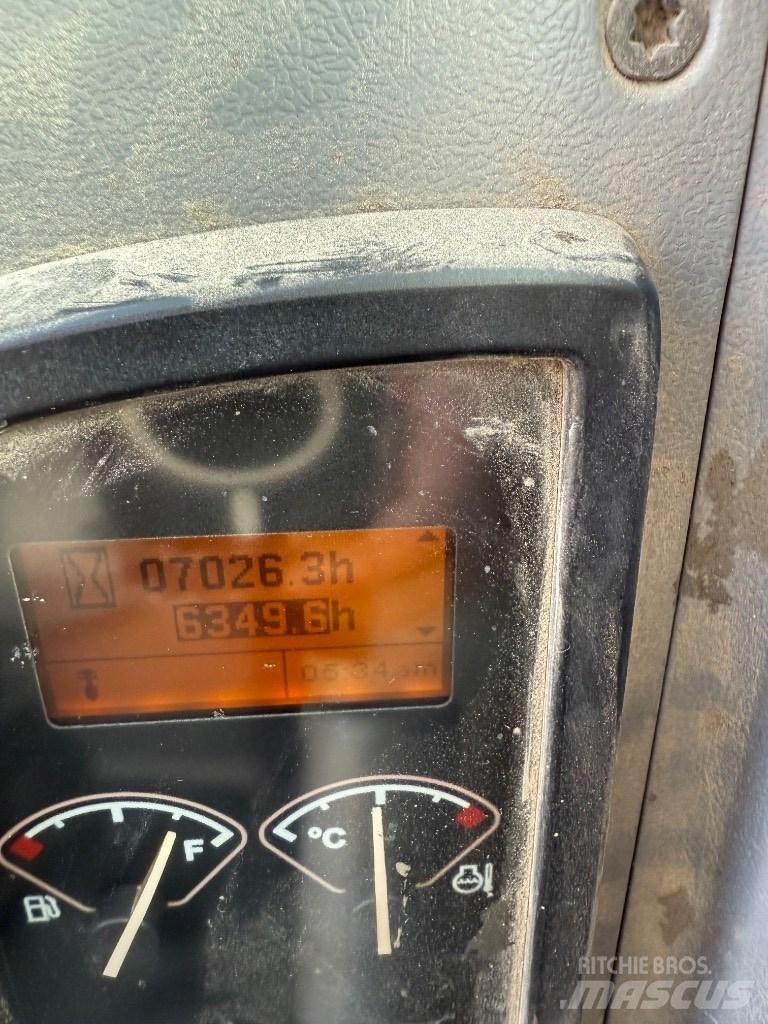 Volvo ECR 88 Малые экскаваторы 7т-12т