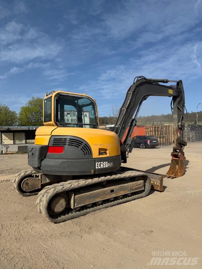 Volvo ECR 88 Малые экскаваторы 7т-12т