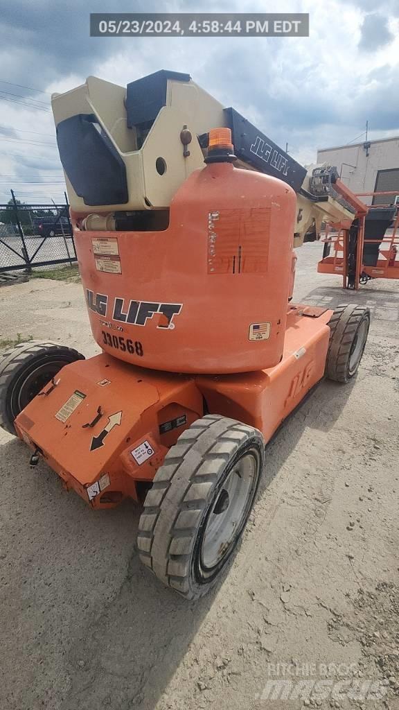 JLG E 450 AJ Коленчатые подъемники