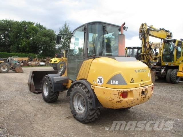Volvo L 25 B Фронтальные погрузчики
