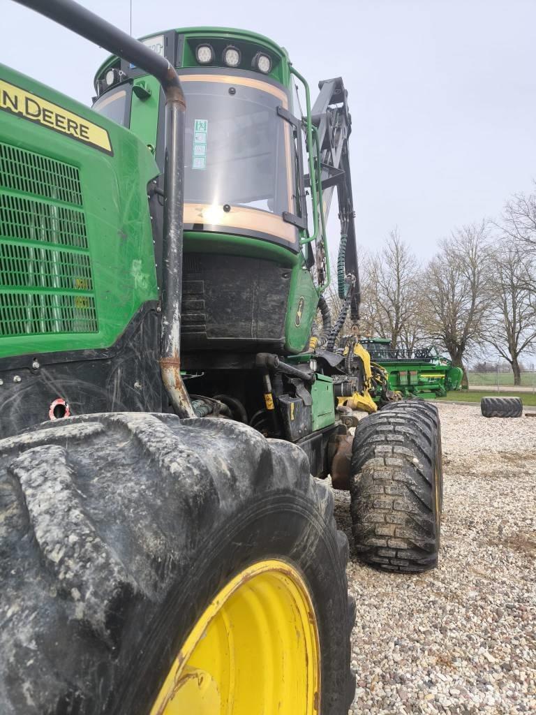 John Deere 1270G Харвестеры