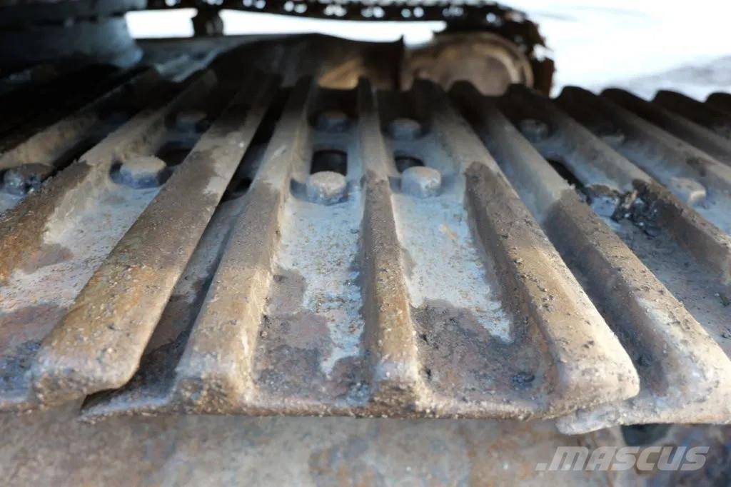 Doosan DX300LC Гусеничные экскаваторы