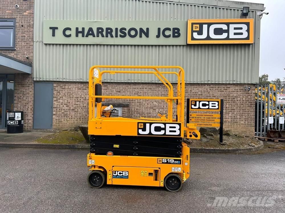 JCB S1932E Ножничные подъемники