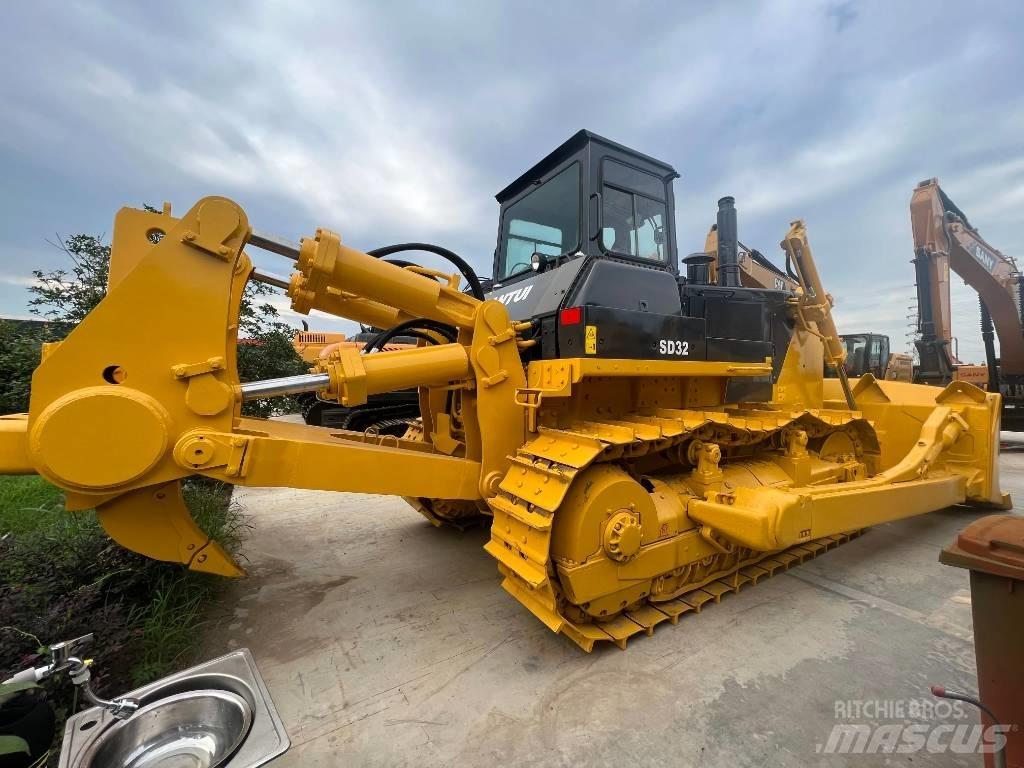 Shantui SD32 Гусеничные бульдозеры