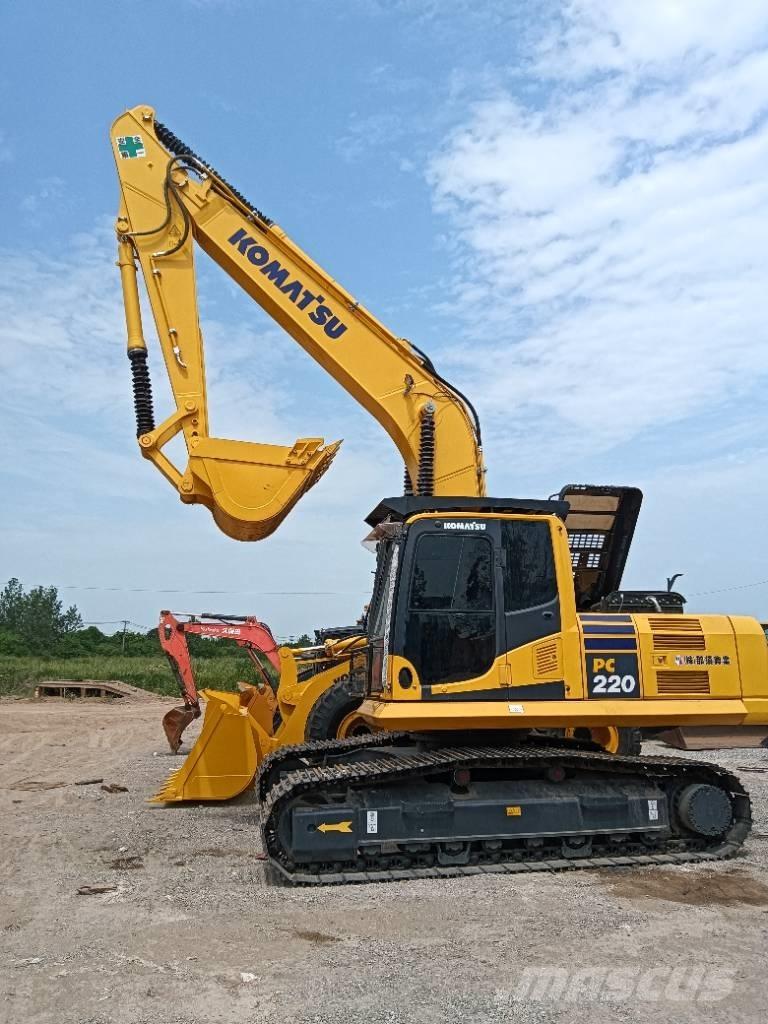Komatsu PC 220-8 Гусеничные экскаваторы