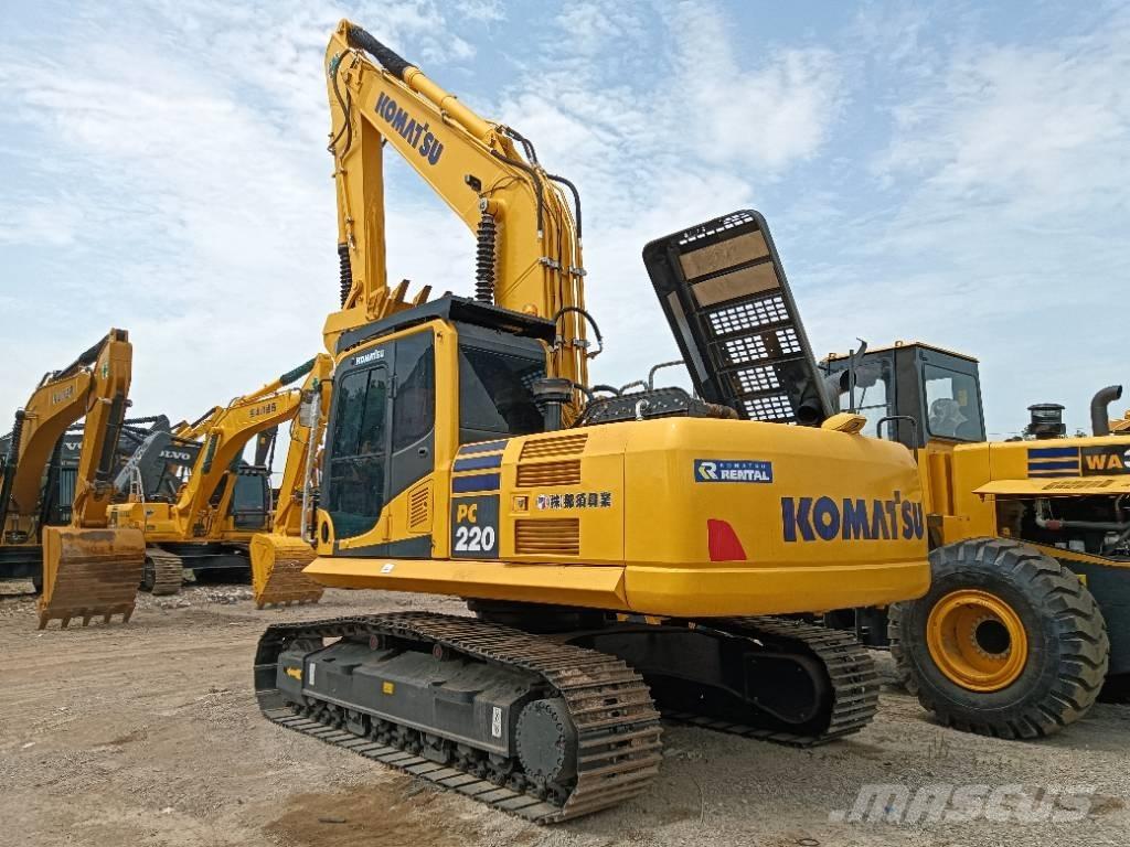 Komatsu PC 220-8 Гусеничные экскаваторы