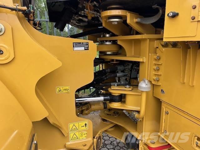 CAT 950 GC Фронтальные погрузчики