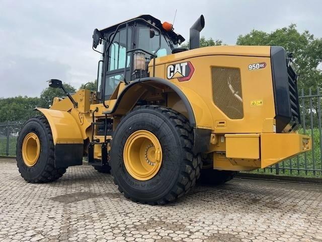 CAT 950 GC Фронтальные погрузчики