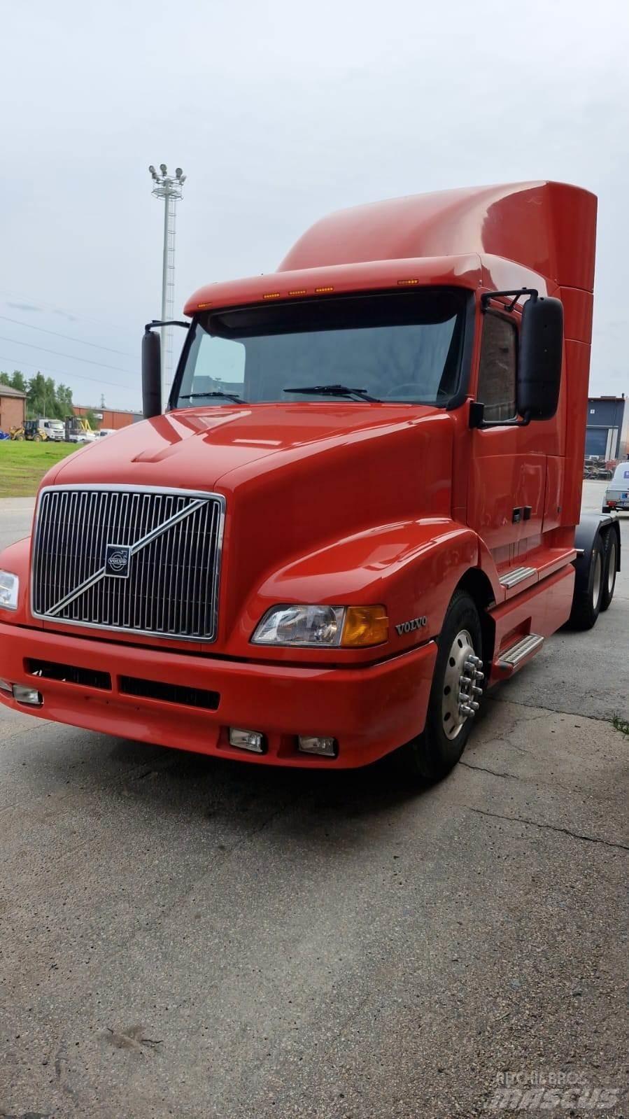 Volvo VNL-4 Седельные тягачи