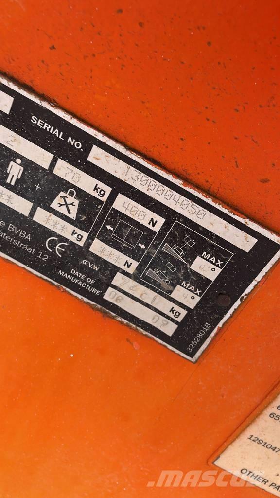 JLG 450 AJS II Коленчатые подъемники