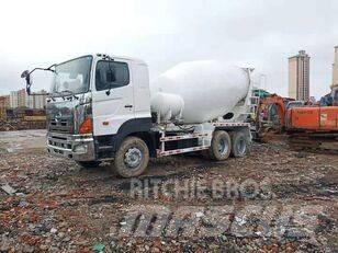 Hino 700 Автобетоносмесители