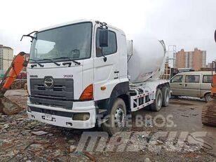 Hino 700 Автобетоносмесители