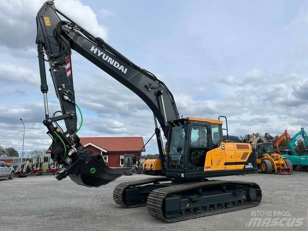 Hyundai HX 220 Гусеничные экскаваторы
